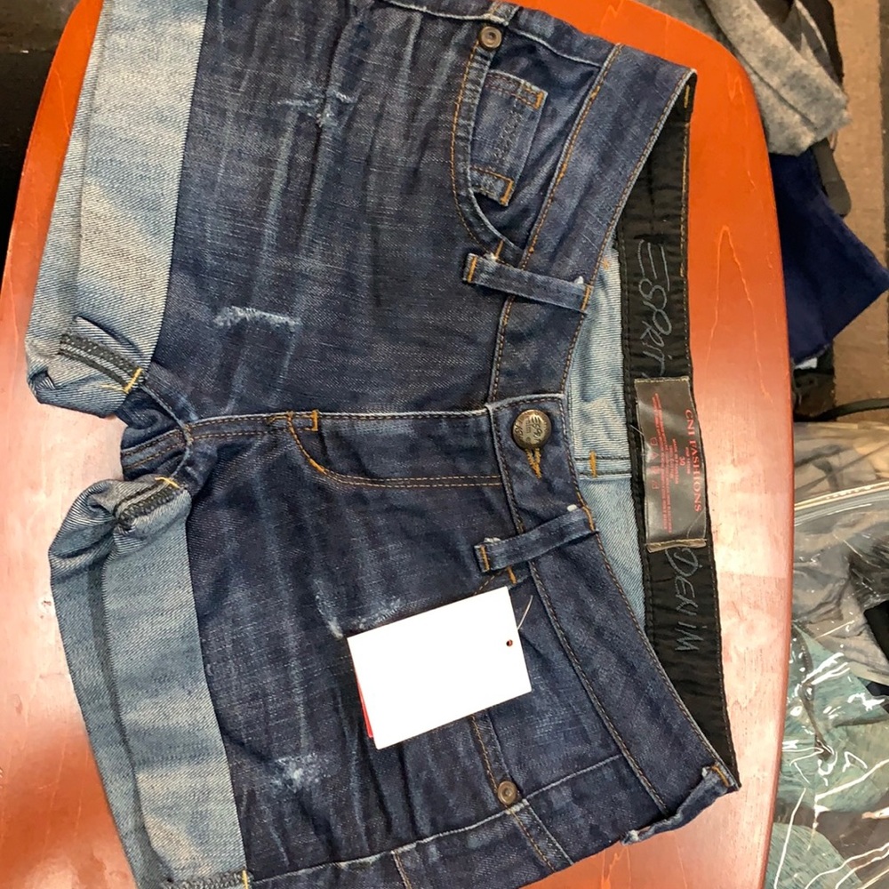 Ladies short jean shorts